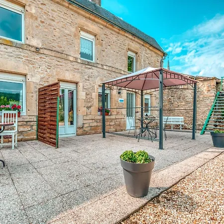 With Barbecue Garden, Cleaning Included Hébergement de vacances *